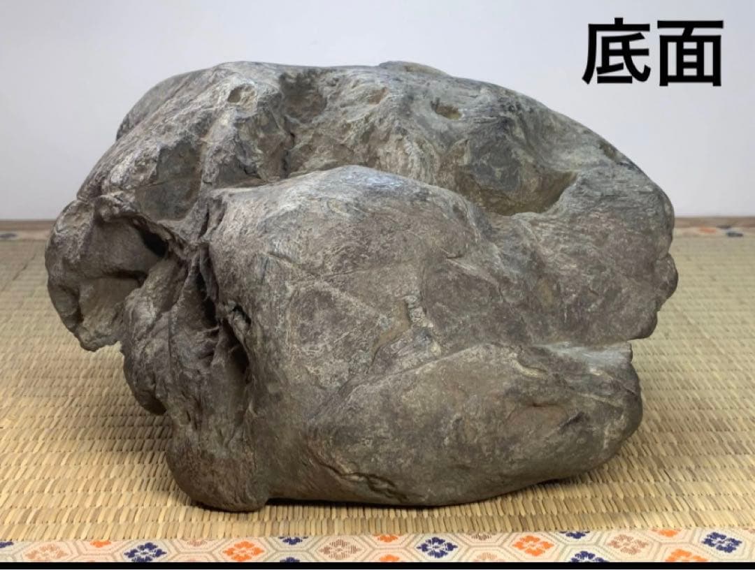 2500 揖斐川石 ウブ『天邪鬼』桐箱付 2箇所ヌケあり 水石 置物 鑑賞石