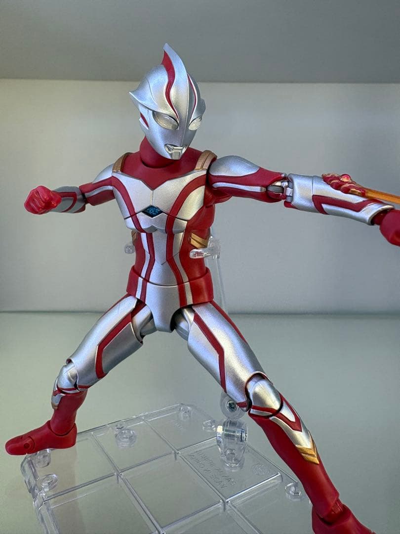 s.h.figuarts ウルトラマンメビウス shフィギュアーツ
