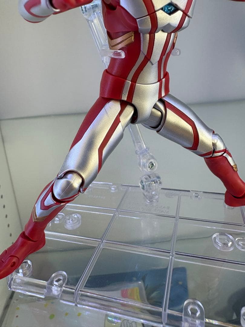 s.h.figuarts ウルトラマンメビウス shフィギュアーツ