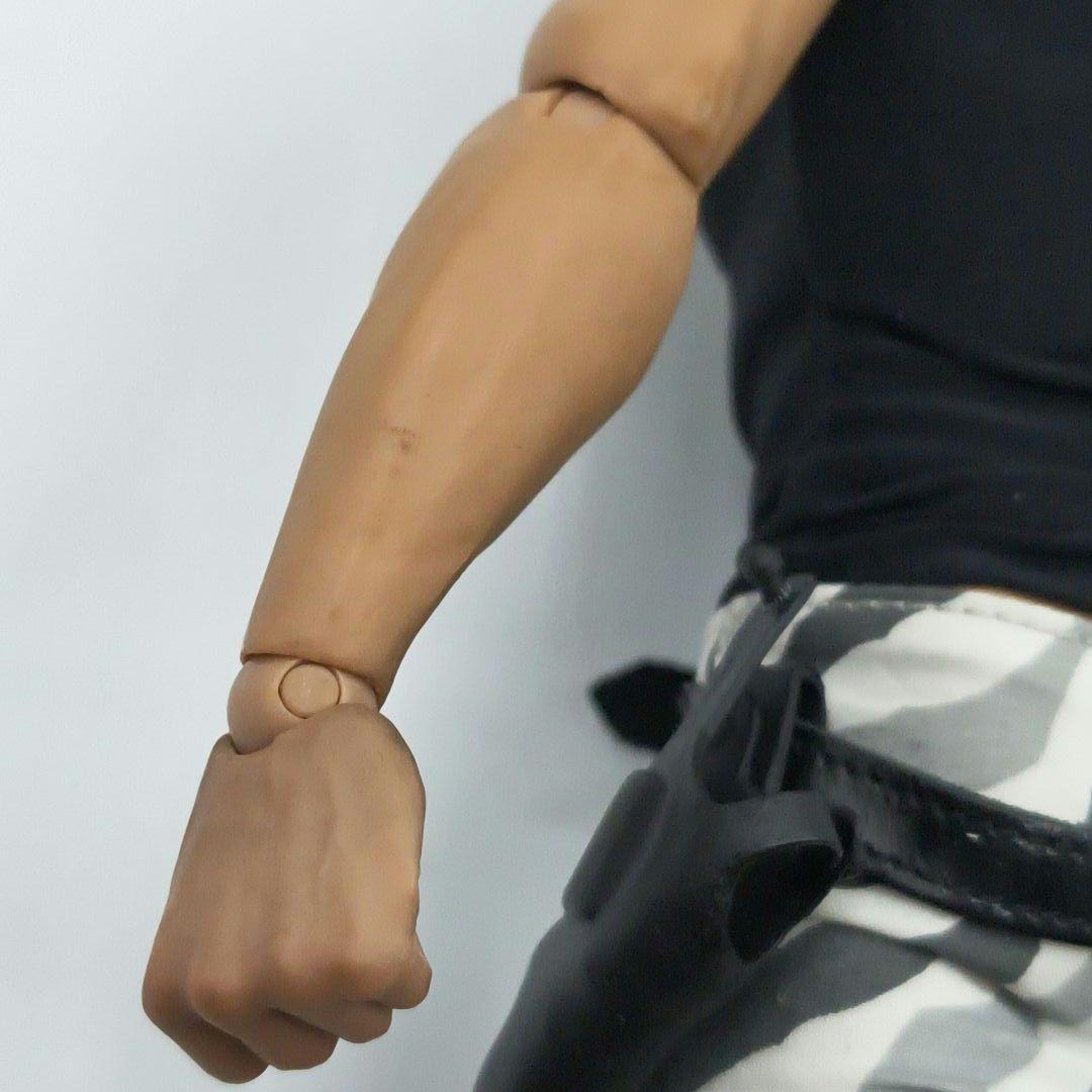 サイドショウ ニューヨーク1997 スネーク・プリスキン 1/6 フィギュア