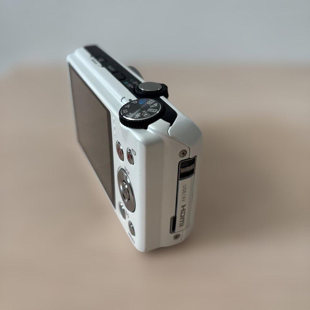 【難あり】 CASIO EXILIM EX-ZR400 白　ジャンク品