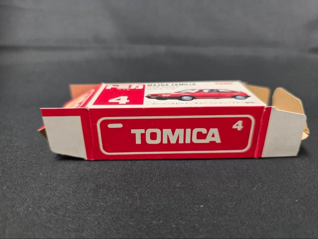 トミカ赤箱4マツダファミリア(日本製) そごう特注。レア。