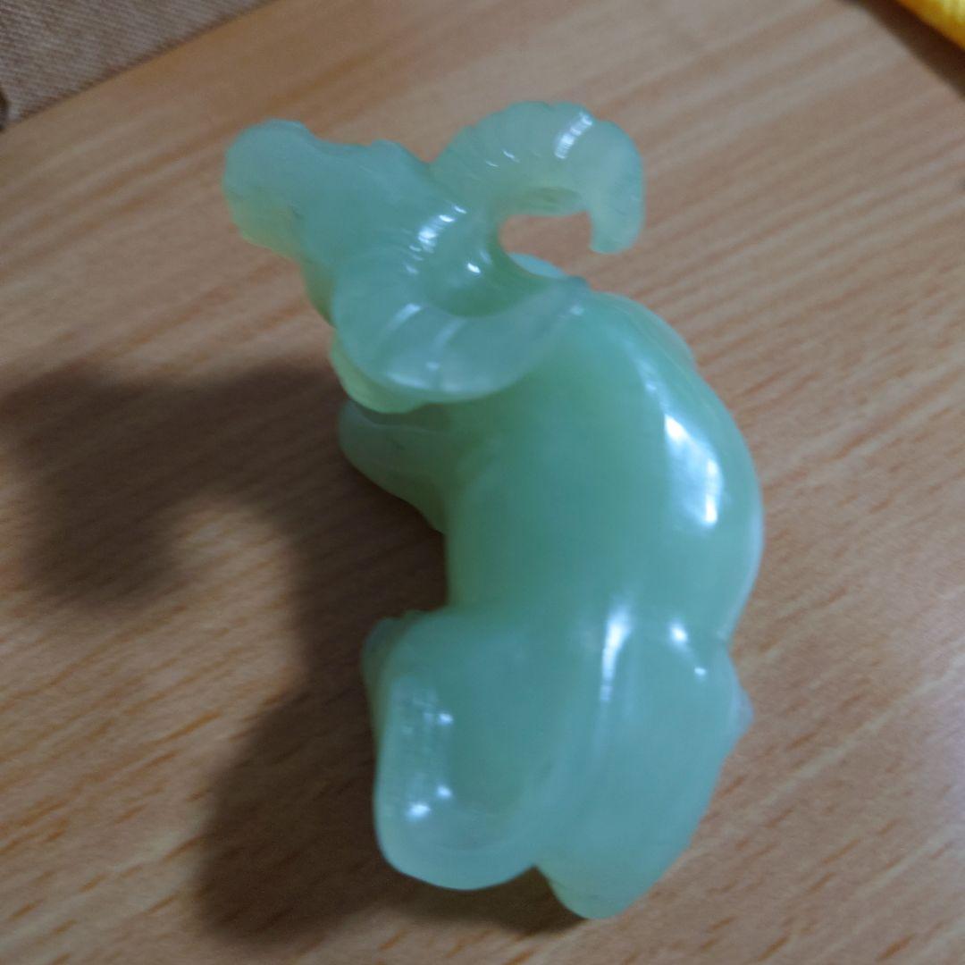 翡翠牛 置物 オリジナルボックス付き