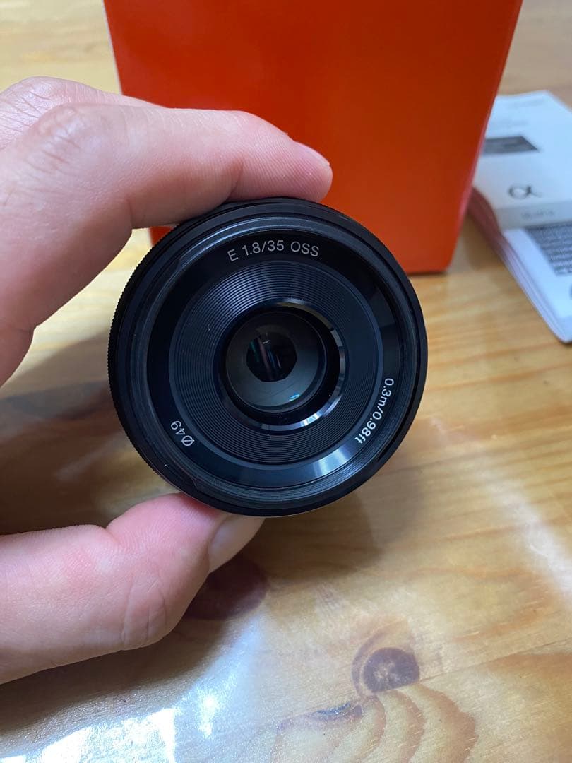SONY E35mm F1.8 OSS eマウントレンズ　APS-C