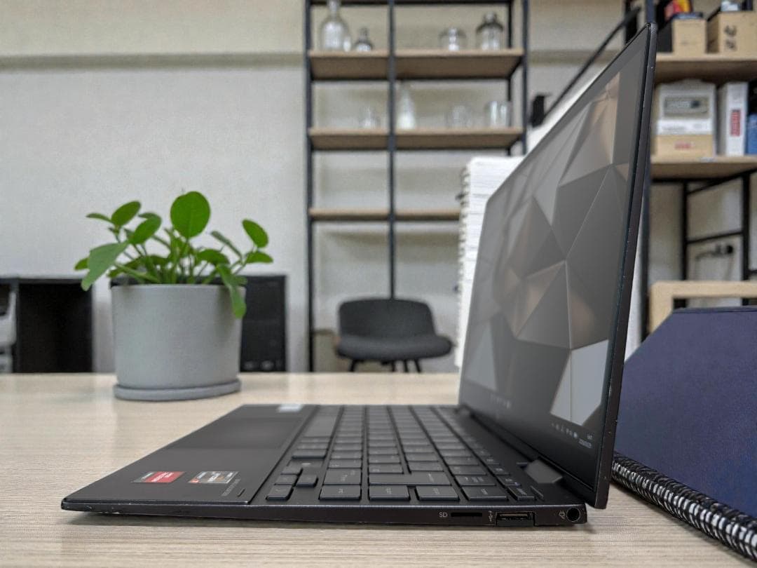 ⭐本日限り特価⭐高性能＆軽量⭐HP Envy x360 13⭐