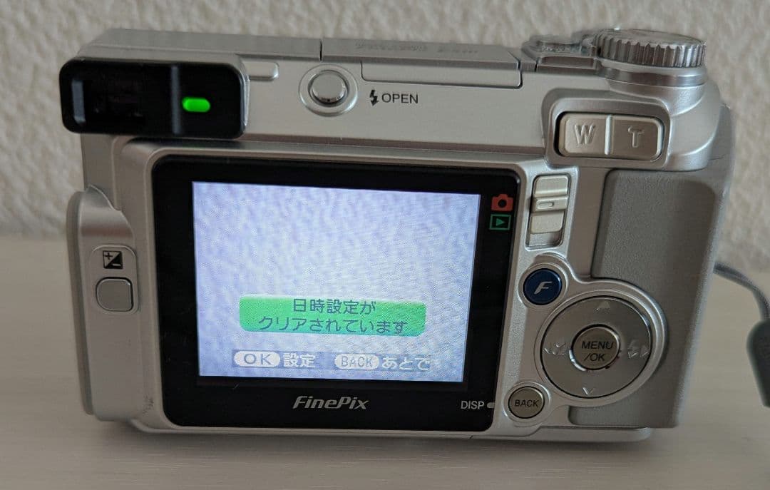 FUJIFILM FinePix E510 富士フィルム　単三電池起動　コンデジ