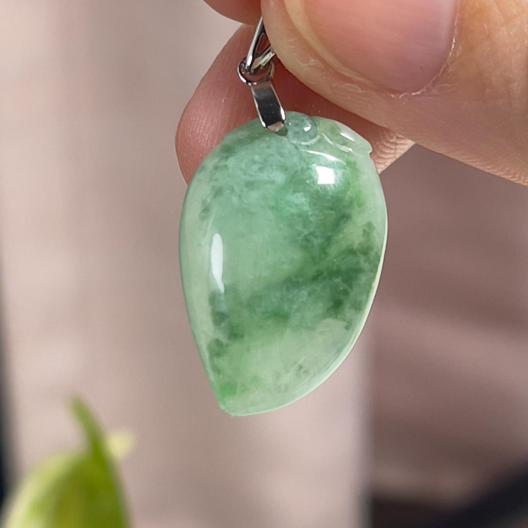 鑑別書付・S925アイスグリーン福瓜ペンダントA貨ミャンマー産天然本翡翠9232