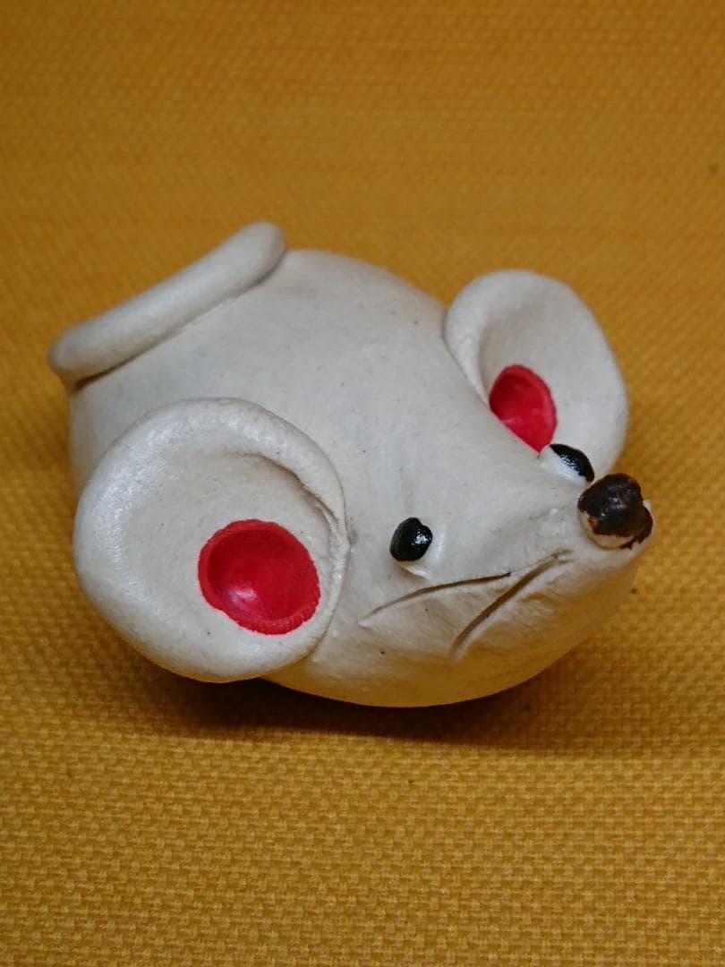 ネズミ　鼠　白鼠　陶器　オブジェ　置物　インテリア　工芸品　美術品　A1149