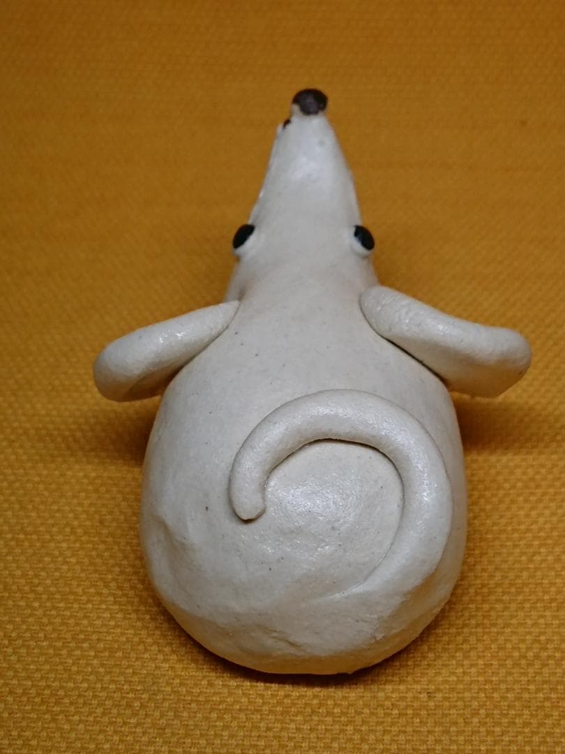 ネズミ　鼠　白鼠　陶器　オブジェ　置物　インテリア　工芸品　美術品　A1149