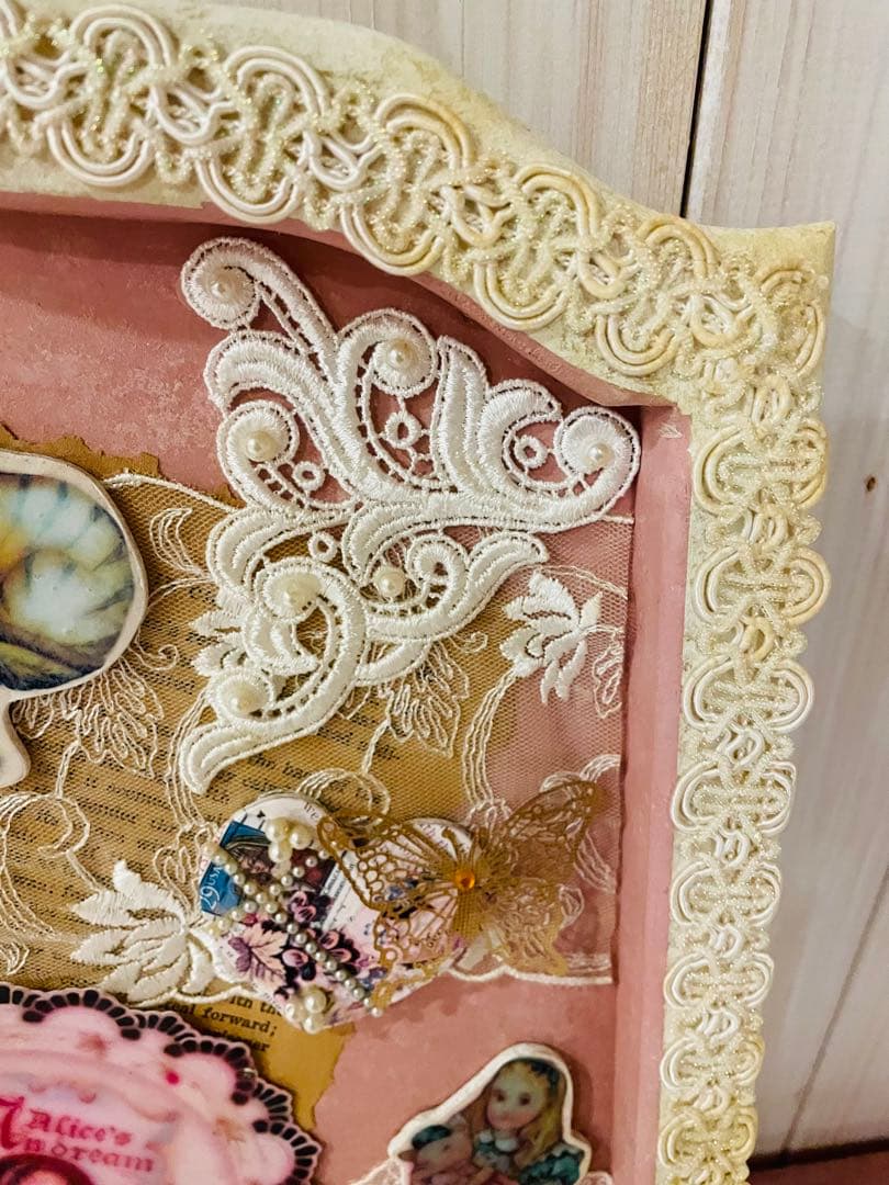 NO.243アリスの国のデコウォール　ミニチュア　デコパージュ　ハンドメイド