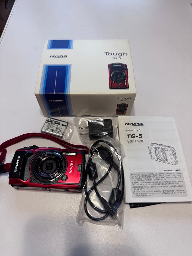 OLYMPUS Tough TG-5 レッド 本体