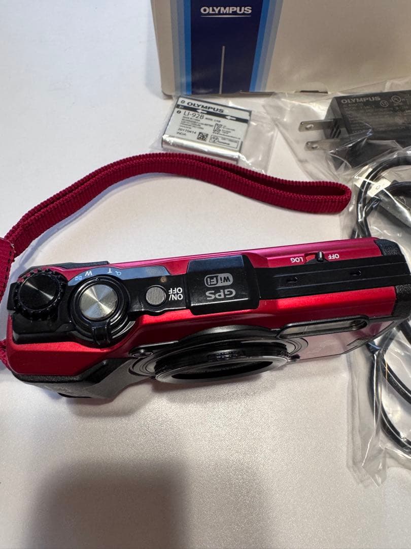 OLYMPUS Tough TG-5 レッド 本体