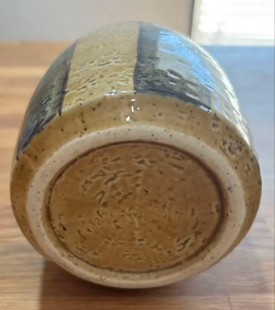 清鶴 作 花挿 花入 共箱・落款あり 陶器 花器 生け花