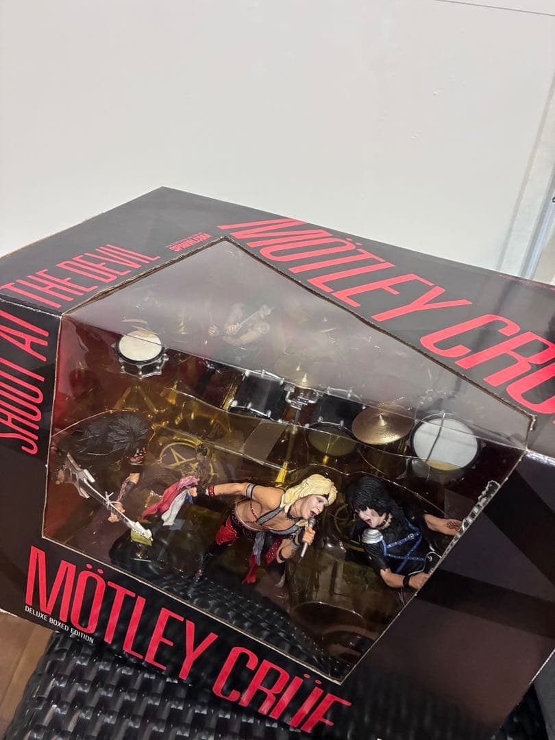 モトリークルー フィギュア　motley crue マクファーレントイズ