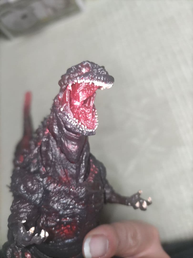 S.H.MonsterArts　シンゴジラ　ゴジラ2016 夜間戦闘ver