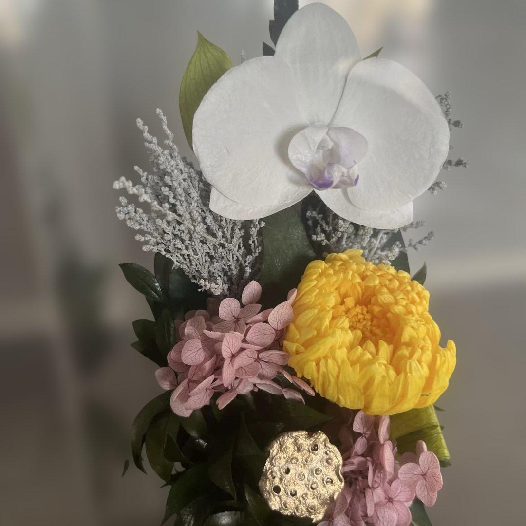 仏花Belles Fleurs Tokyo ベル•フルール　プリザーブドフラワー