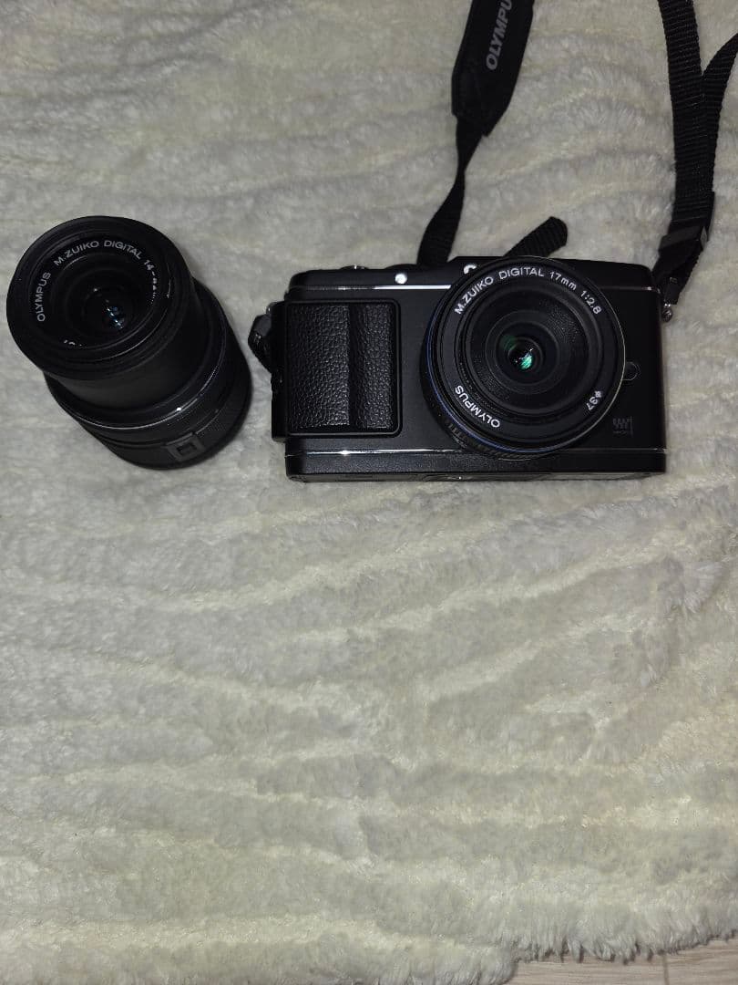 OLYMPUS ミラーレス一眼カメラ PEN E-P3 14-42mm