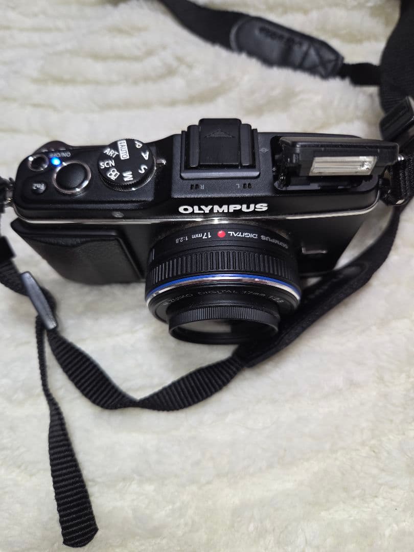 OLYMPUS ミラーレス一眼カメラ PEN E-P3 14-42mm