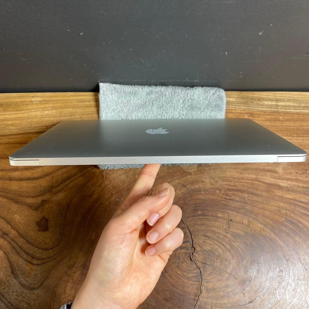 ［良品］Apple MacBook Pro 13inch 2020/393