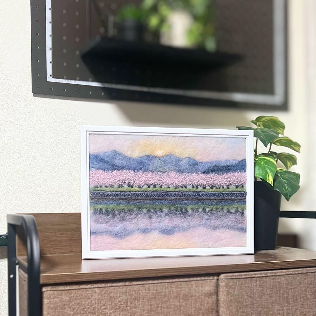 シ*フ様 羊毛フェルト　刺繍『春の四重奏』ハンドメイド　羊毛絵画　手直し作品
