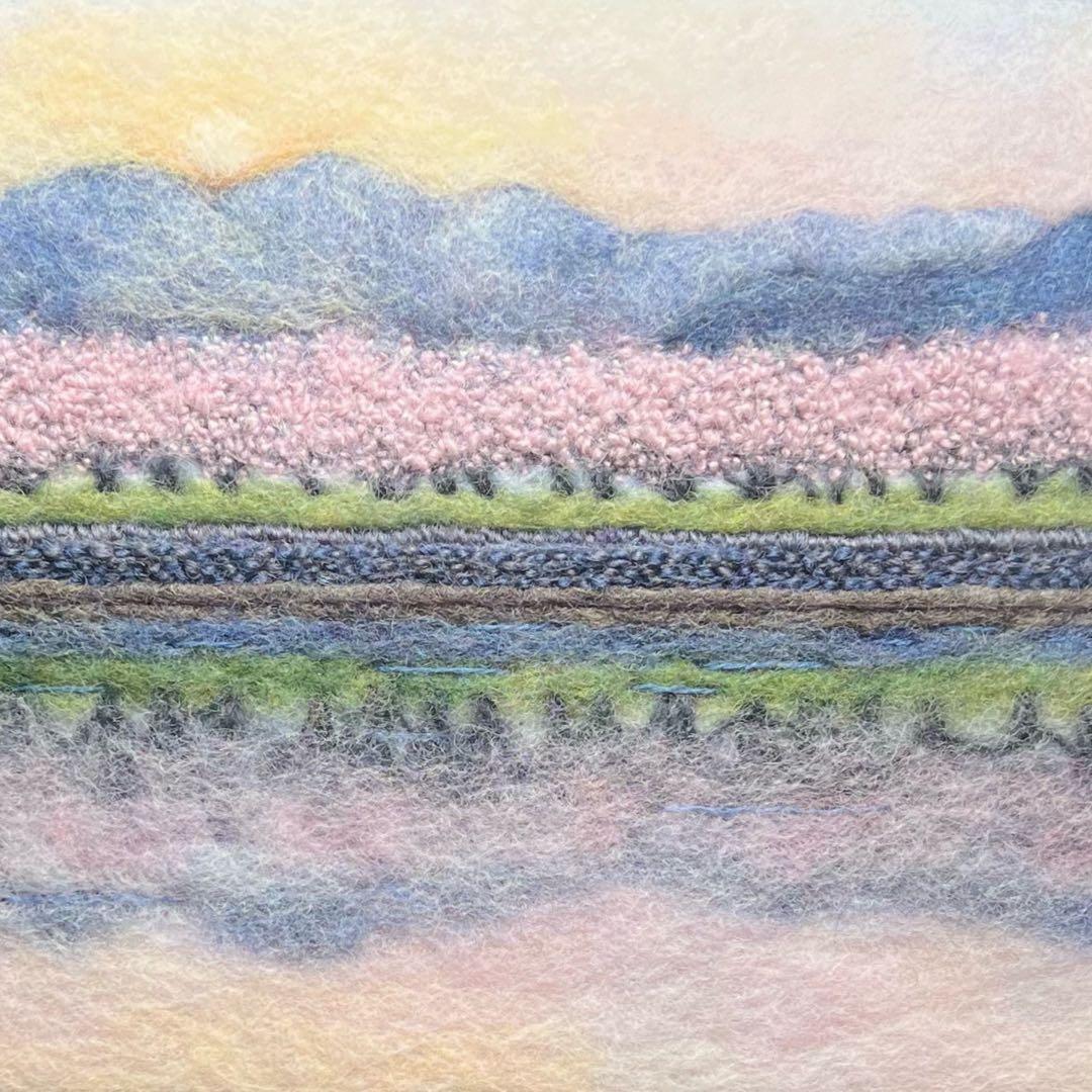シ*フ様 羊毛フェルト　刺繍『春の四重奏』ハンドメイド　羊毛絵画　手直し作品
