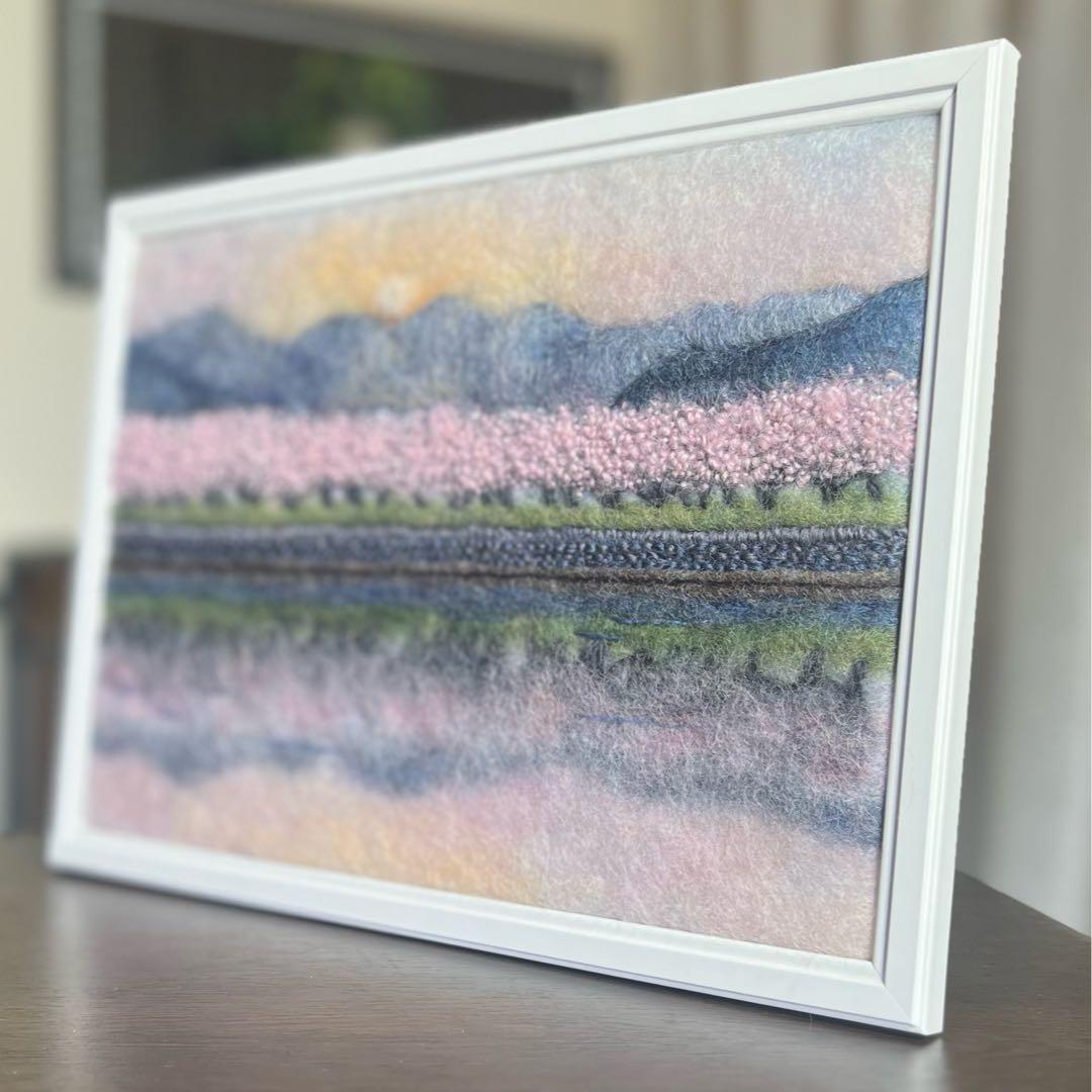 シ*フ様 羊毛フェルト　刺繍『春の四重奏』ハンドメイド　羊毛絵画　手直し作品