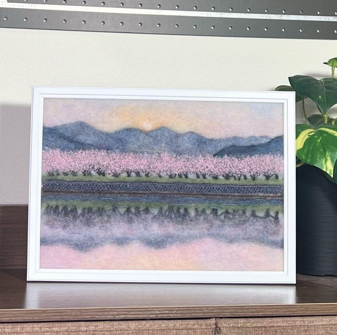 シ*フ様 羊毛フェルト　刺繍『春の四重奏』ハンドメイド　羊毛絵画　手直し作品