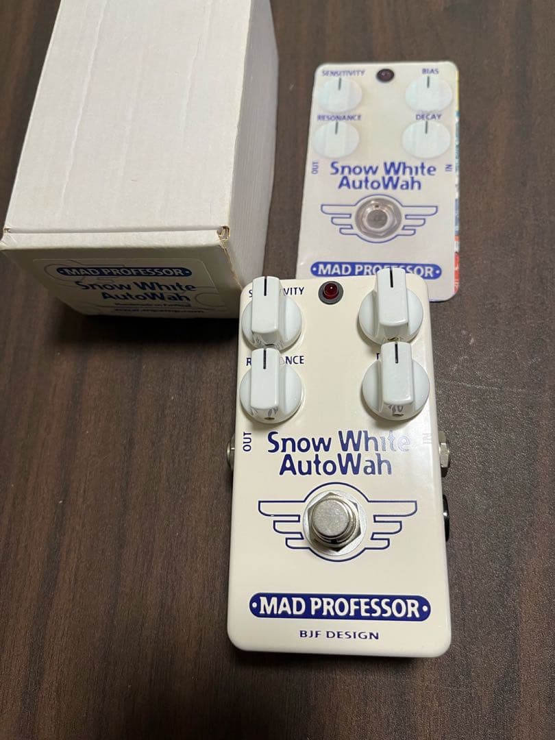 ギター MAD PROFESSOR  White AutoWah HW