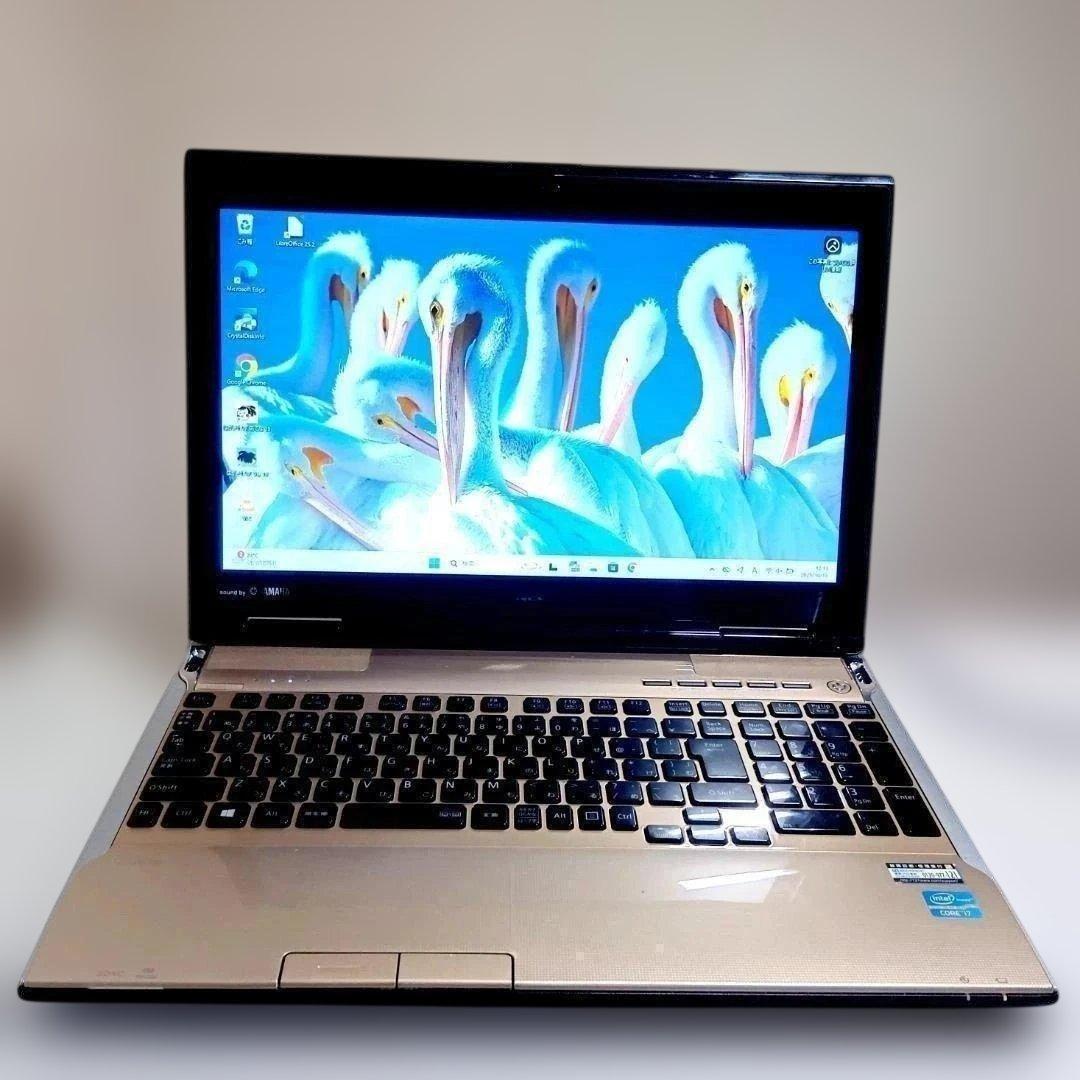 即納即使用可/大容量SSD1TB/メモリ8GB/大画面/DVDドライブ/カメラ