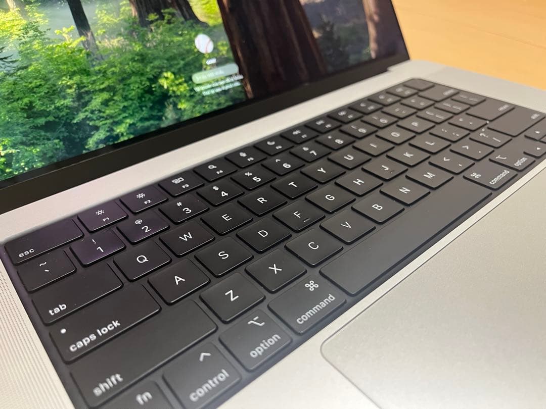 <美品> MacBook Pro 16インチ M1 2021 16GB 1TB