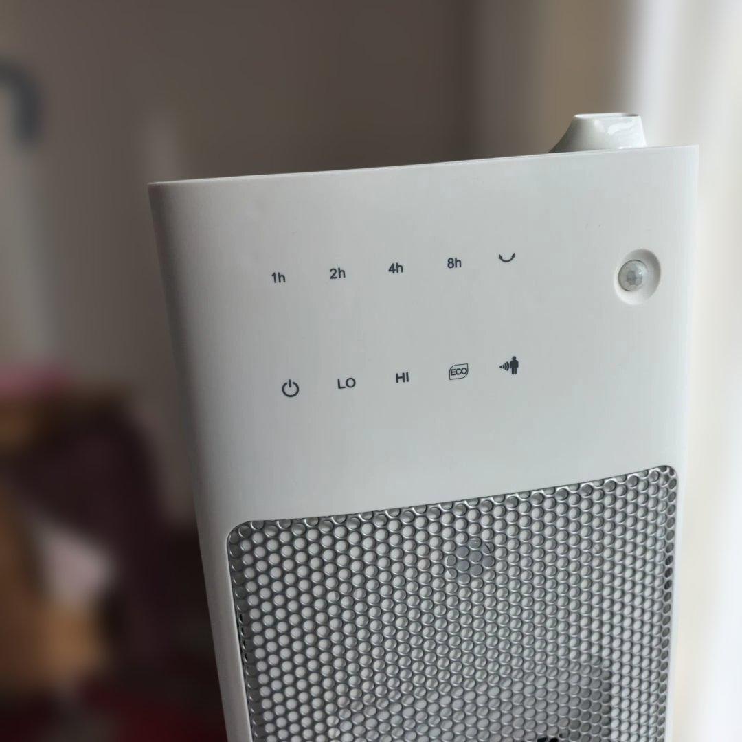 電気ストーブ、取り扱い説明書付き、リモコンキー付き、作動済み。下げました