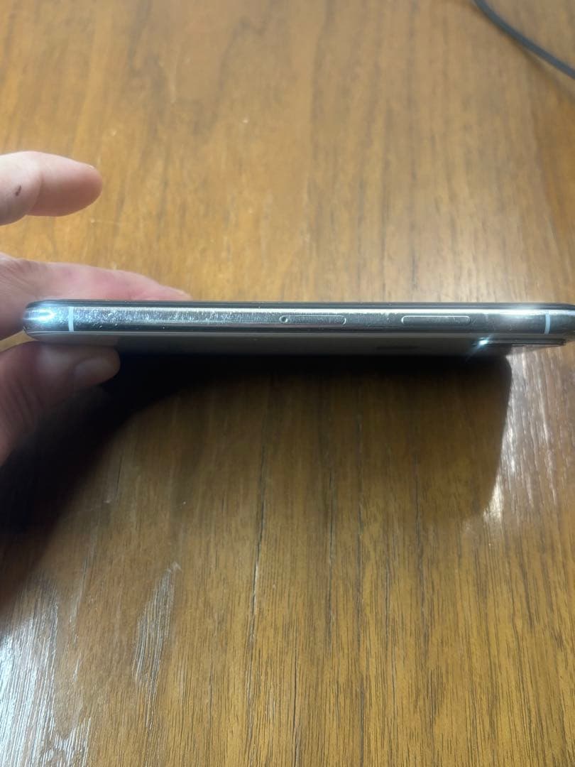 やま　Apple iPhone X 256GB SIMロックなし