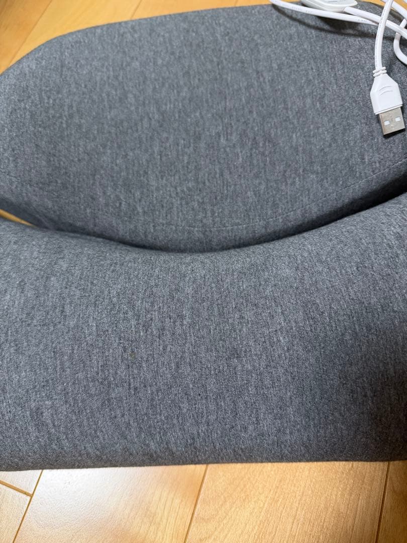 【美品・正規品】首と肩がホッとする枕　ホットピロー　カルクス　サバキュー