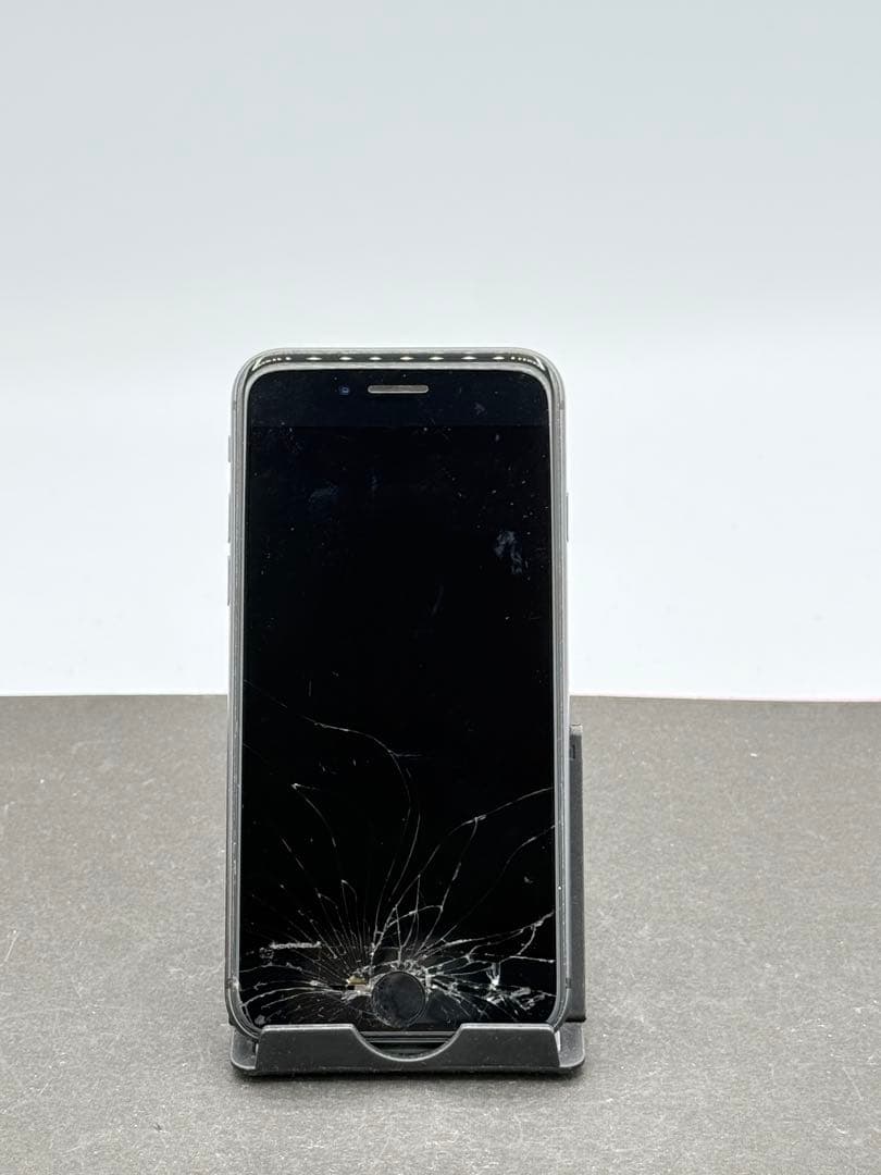 IPHONE 8 64GB 本体