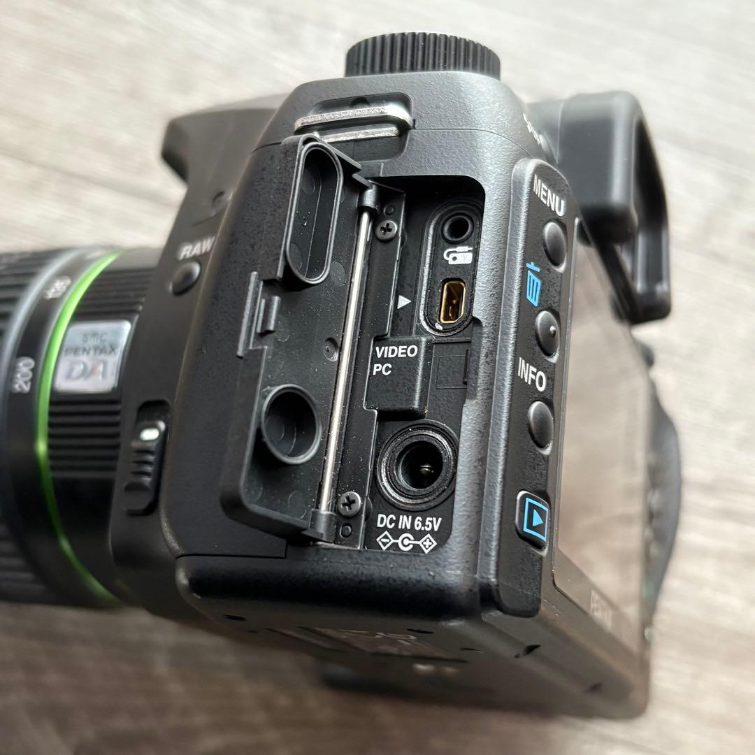 PENTAX K200D デジタル一眼レフカメラ