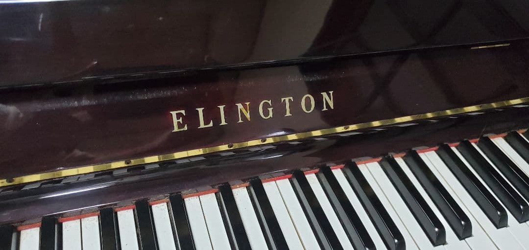 ELINGTON アップライトピアノ