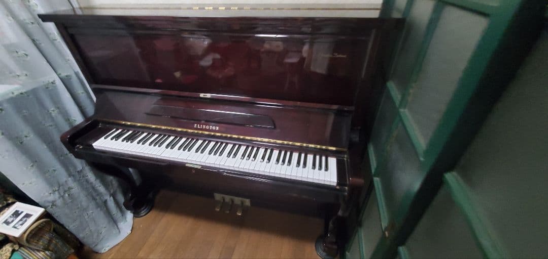 ELINGTON アップライトピアノ