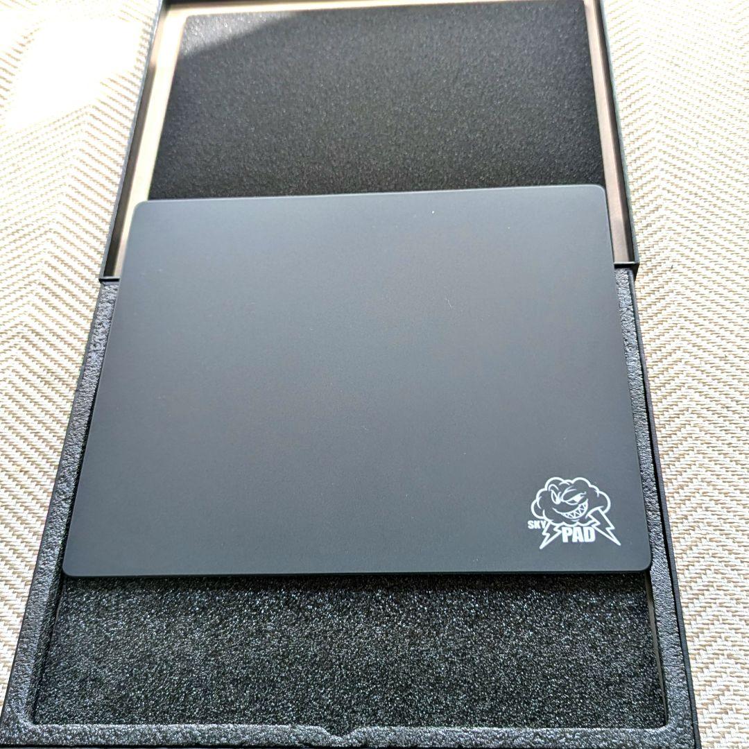 【ほぼ未使用品】skypad 3.0 30cm×35cm　ガラスマウスパッド