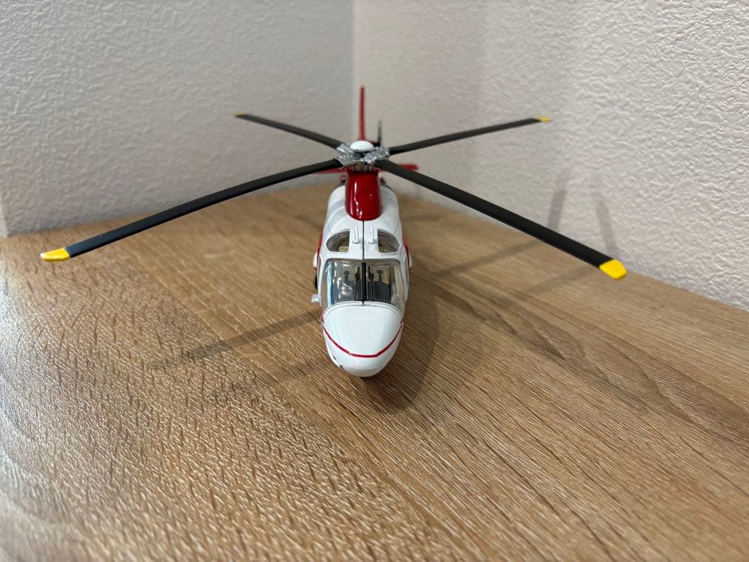 アウグスタAW109ヘリコプター 1/43 消防ヘリコプター
