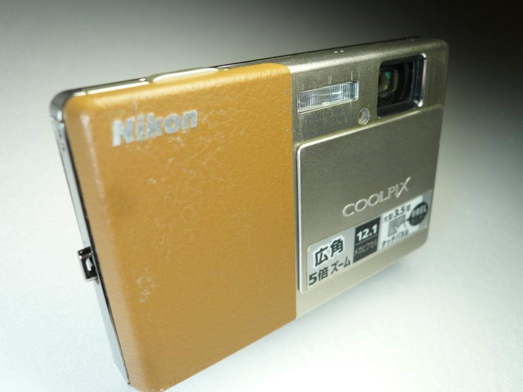 Nikon COOLPIX S70⭐️有機EL大型タッチパネル⭕️安心の実働品