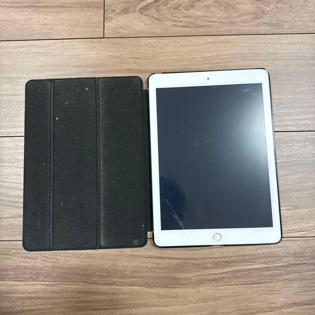 【美品】Apple iPad 第6世代 Wi-Fiモデル A1893 32GB
