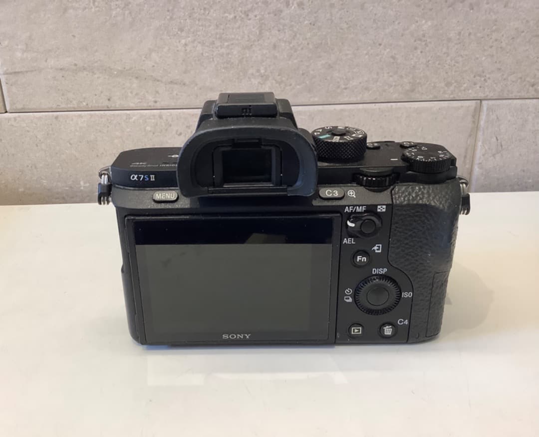 【美品】SONY α7S II ボディ（シャッター回数100回未満）