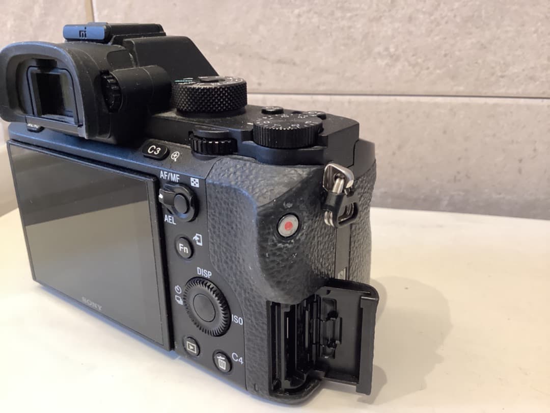 【美品】SONY α7S II ボディ（シャッター回数100回未満）