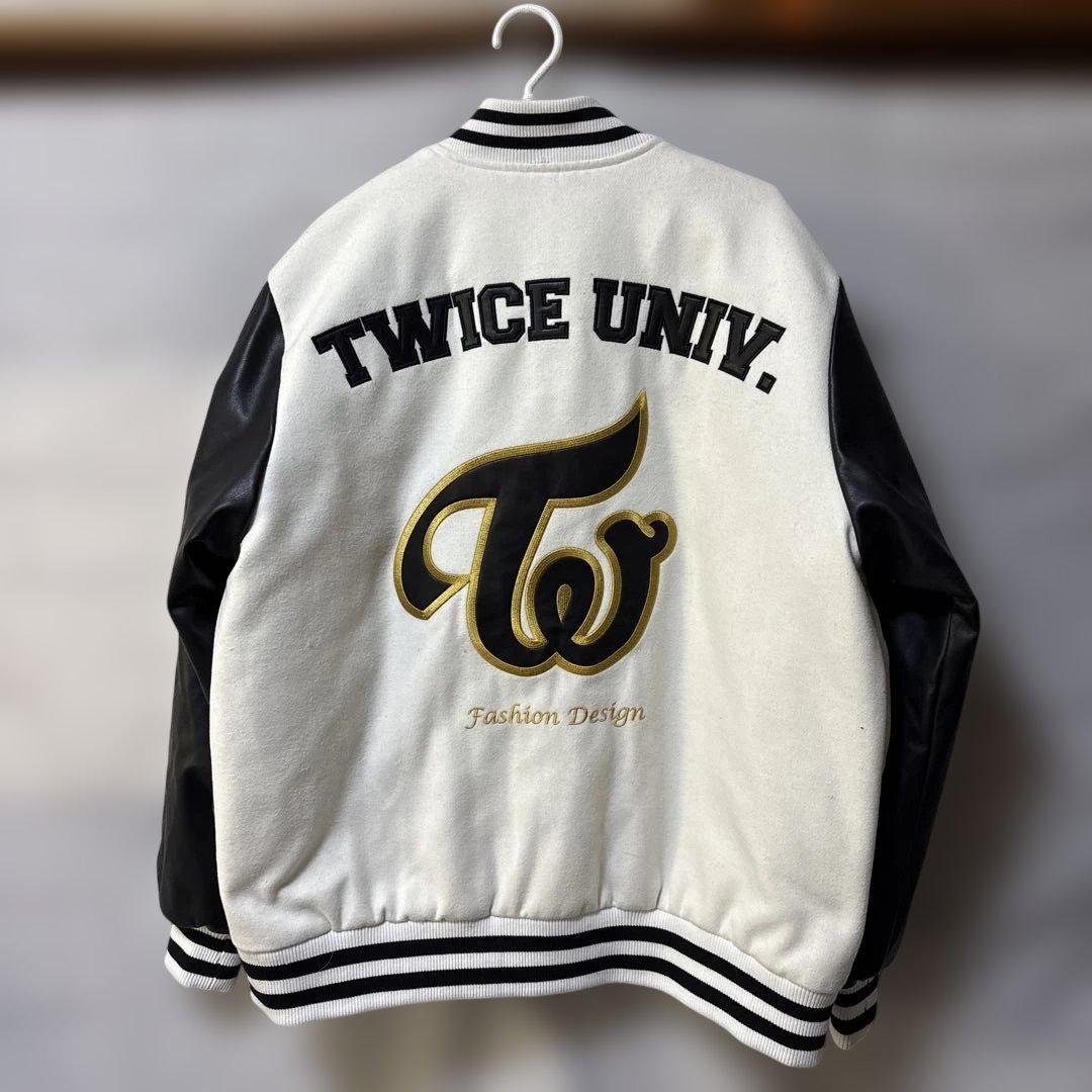 TWICE UNIVERSITY スタジャン￼ ジャケットスタジアムジャンパー￼