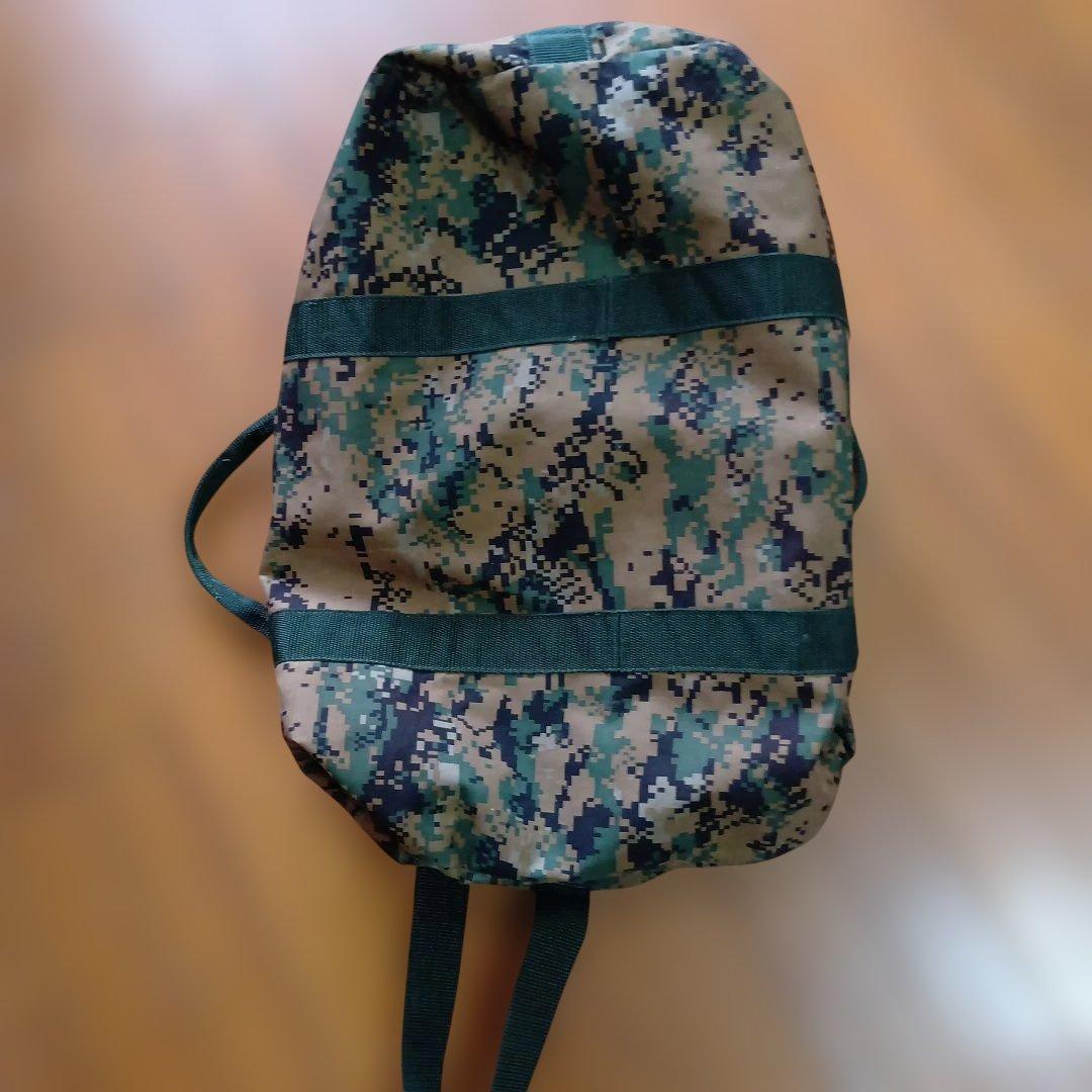 アメリカ海兵隊　迷彩バック　放出品