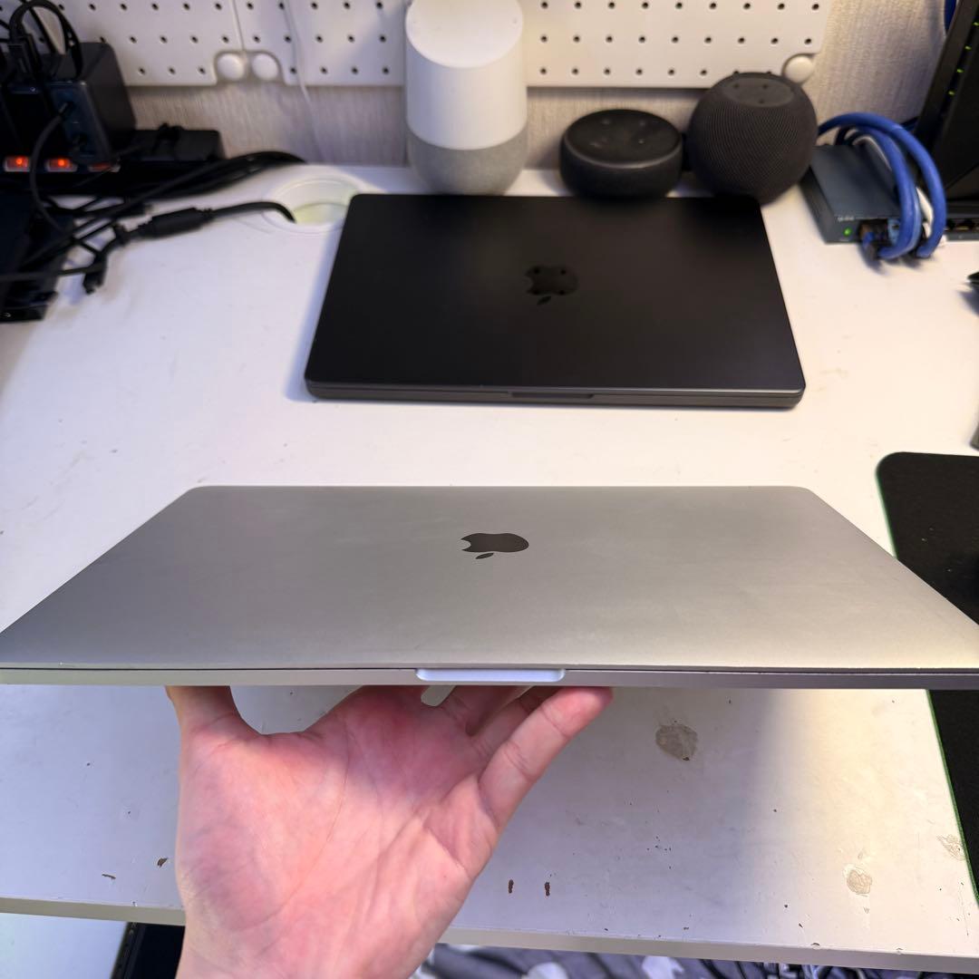 MAcBookPro i9搭載　メモリ32GBストレージ2TBモデル　極美品