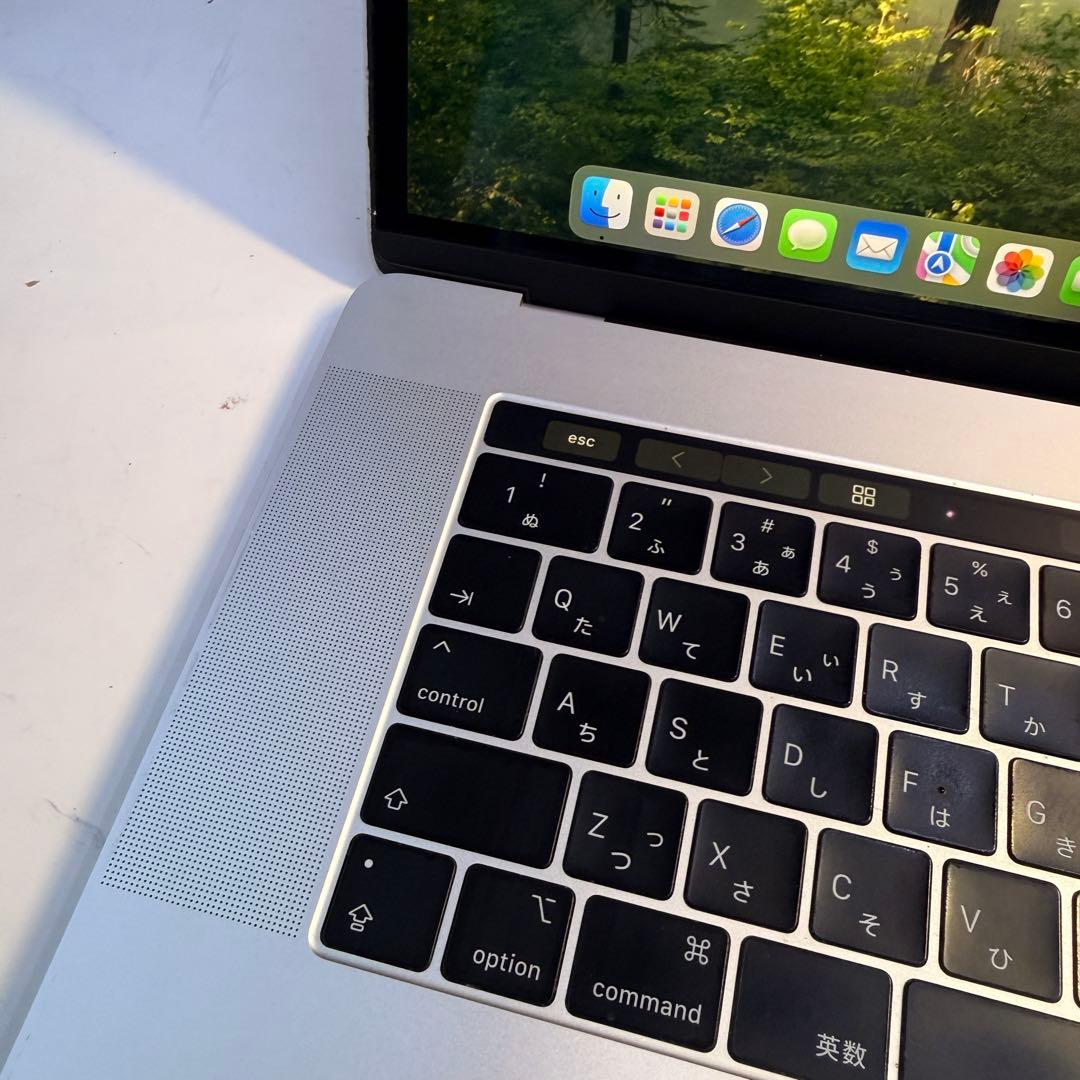 MAcBookPro i9搭載　メモリ32GBストレージ2TBモデル　極美品