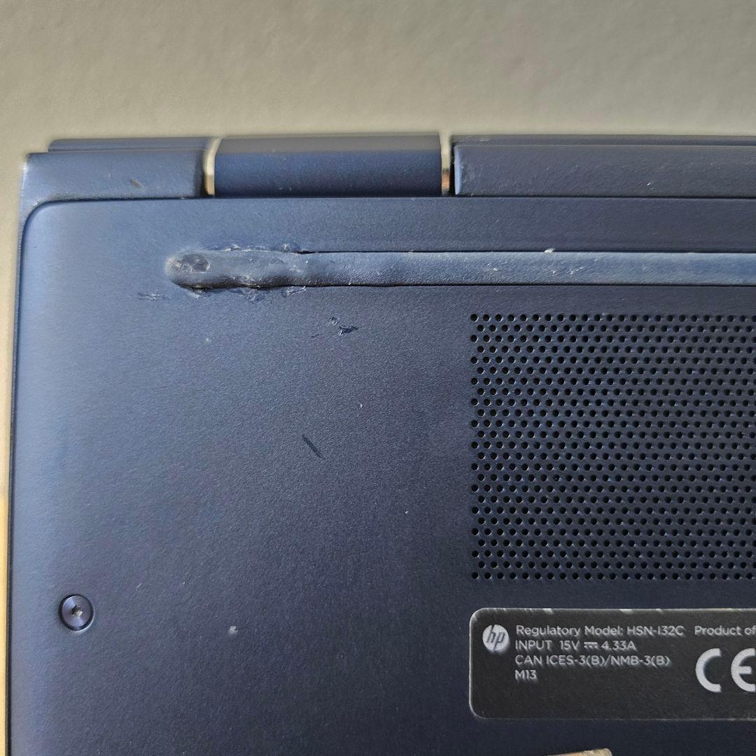 HP Dragonfly G2／Core i5／ペン