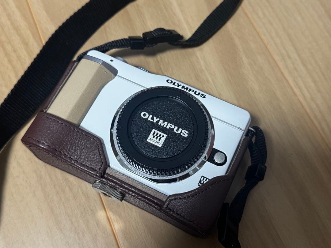 ダブルレンズキット♡ Olympus Pen E-PL1S 純正カバー付き