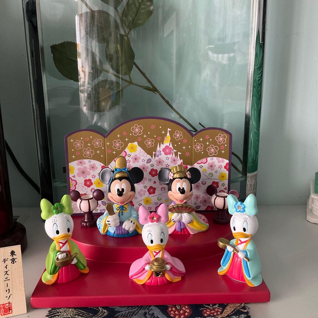 デズニーの本当に可愛いひな人形です。　19800円です。